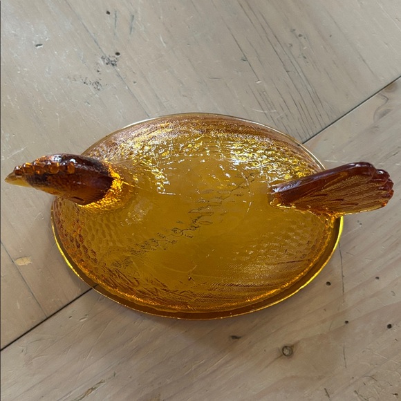 Vintage Indiana Glass Hen on a Nest - Picture 7 of 15